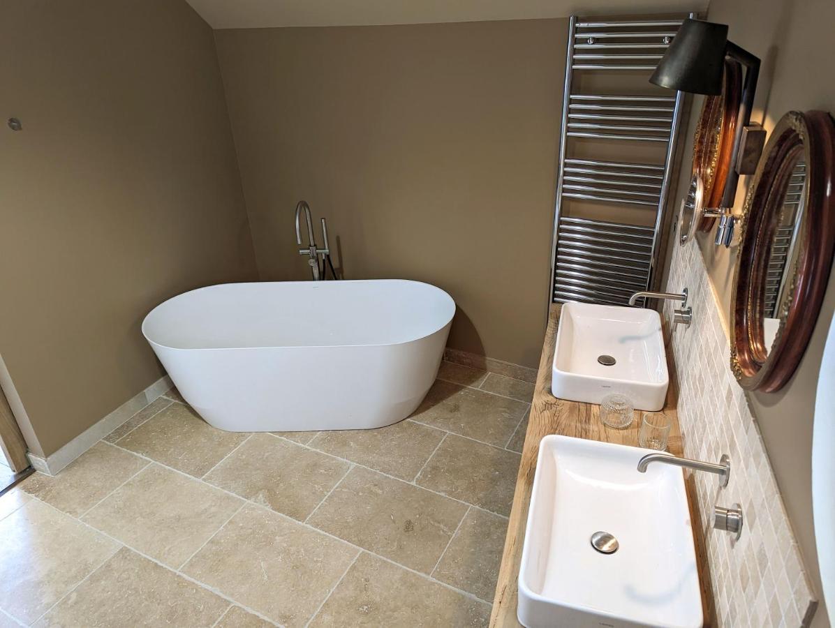 Val Trebbia Hotel Feucherolles Екстериор снимка